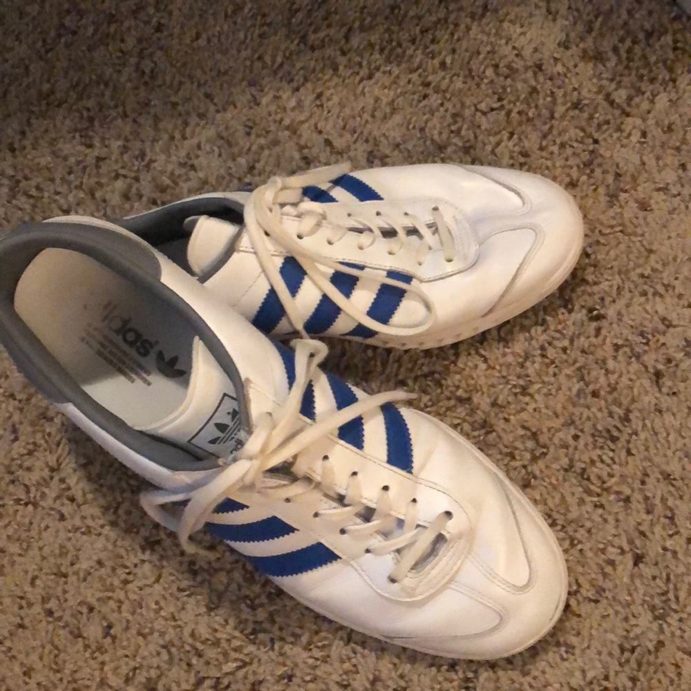 Men’s Hamburg adidas shoes